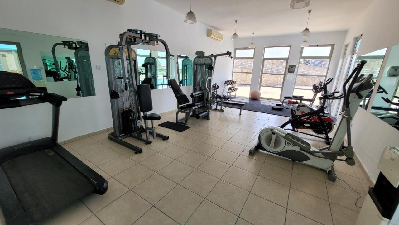 Sea And Mountain View Beachfront Penthouse Yali Zewnętrze zdjęcie